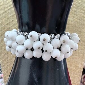 Vintage 1950s Milk Glass Bead Cha Cha Expansion Bracelet Made in Japan